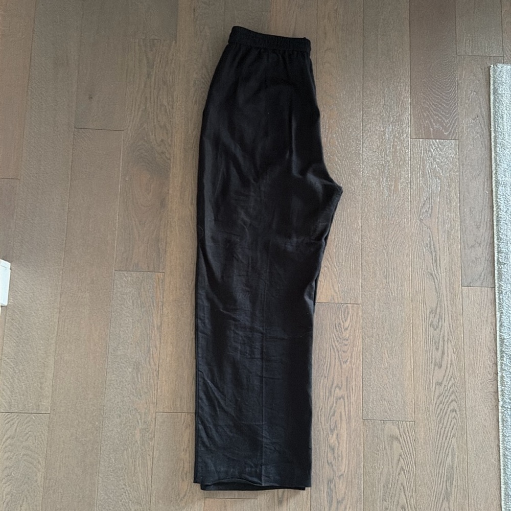 Woman’s Black Elastic Waist Linen Pants with Drawstring - Picture 4 of 7